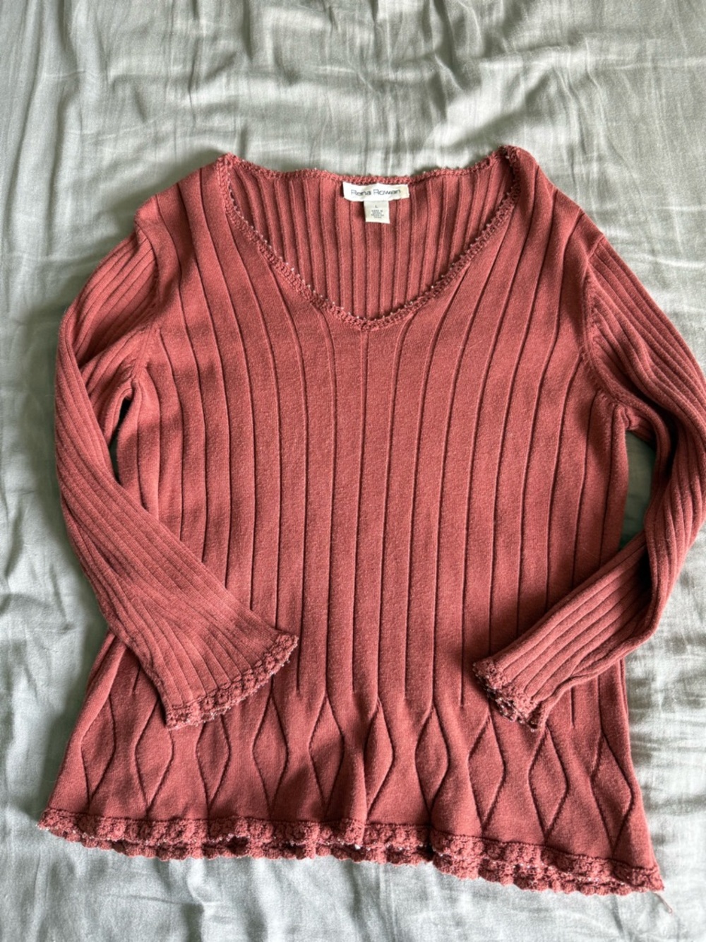 Rena Rowan Dusty Rose Ribbed V-Neck Sweater